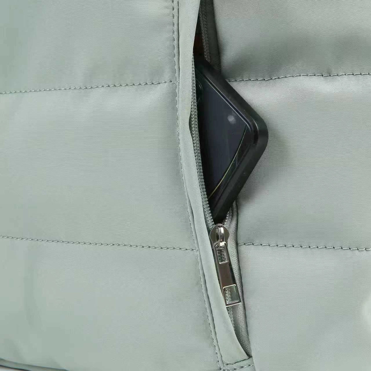 Cloudy Plus – The Organized Puffer Tote Bag