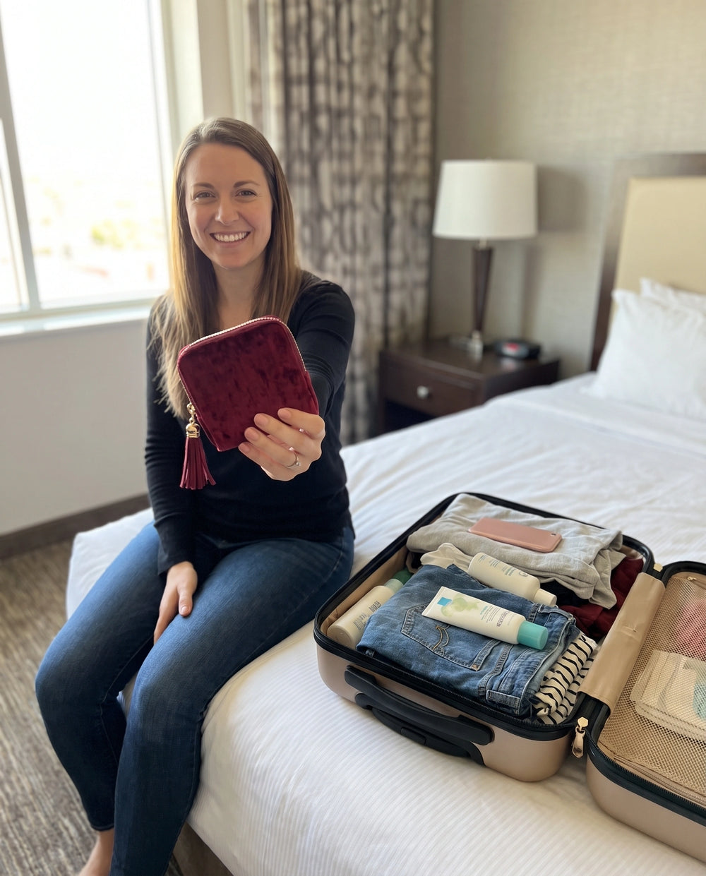 I Tested the Travel Jewelry Case Taking Over the Internet So You Don't Have To