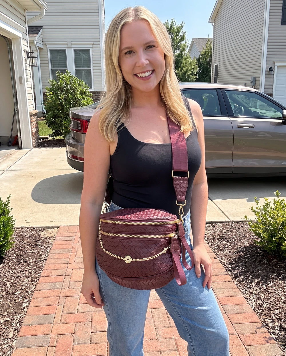 5 Reasons Women Are Ditching $300 Designer Crossbodies for This Woven Bum Bag