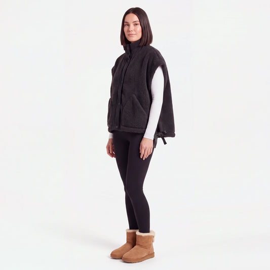 Oversized Sherpa Vest, Black, three-quarter view